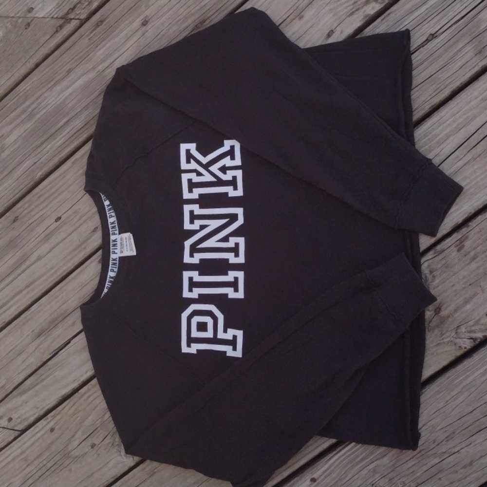 PINK crew neck top. Size Small